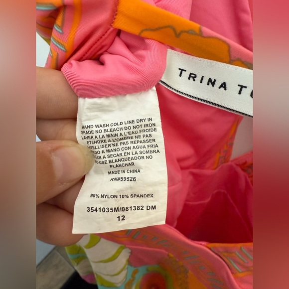 Women’s Trina Turk One Playa De Flor Plunging Piece Swimsuit Sz 12 Summer Beach - Picture 8 of 8